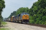 CSX 4747 leads a southbound train